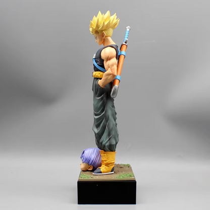 Figura Mirai Trunks SSJ - Dragon Ball Z™