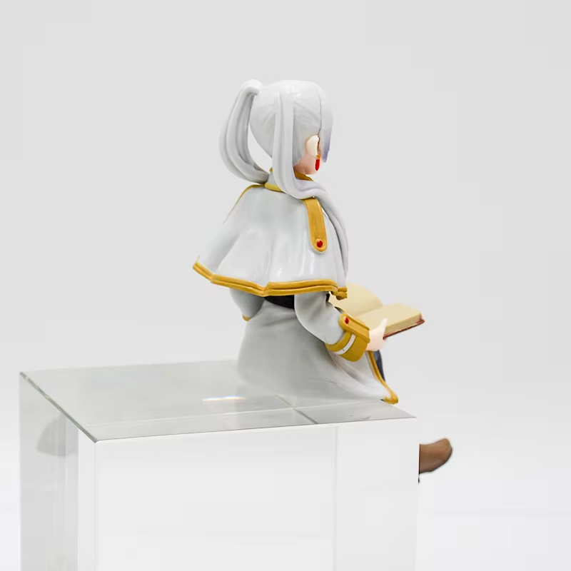 Figura Frieren "Sentada" - Frieren™