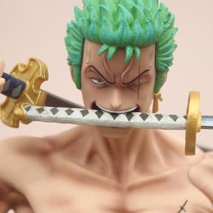 Figura Roronoa Zoro - One Piece™