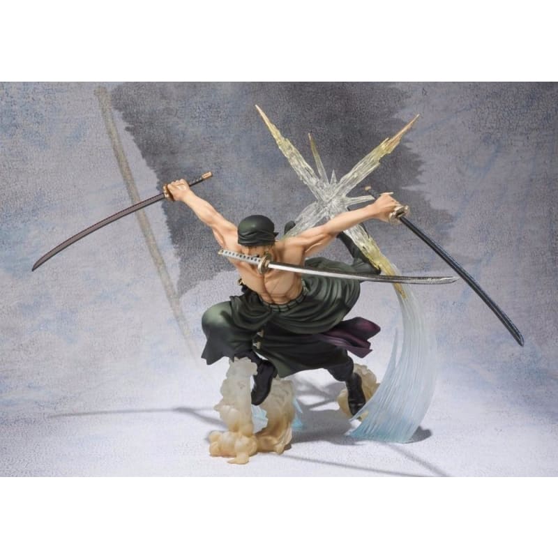 Figura Zoro Roronoa - One Piece™