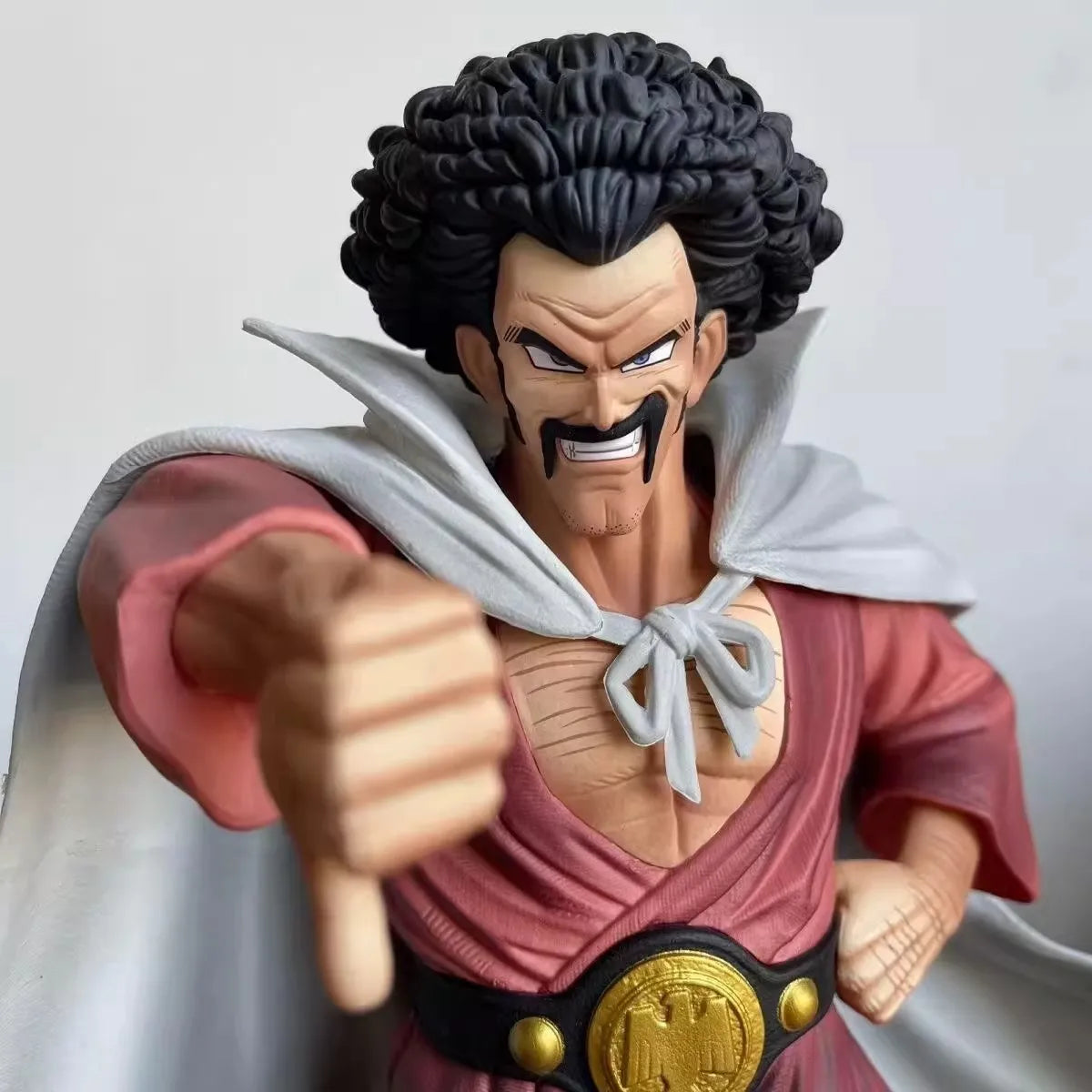 Figura Mr. Satán - Dragon Ball Z™