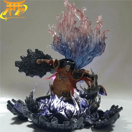 Figura Marshall D. Teach Tenebroso - One Piece™